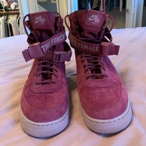 High top Air Force 1